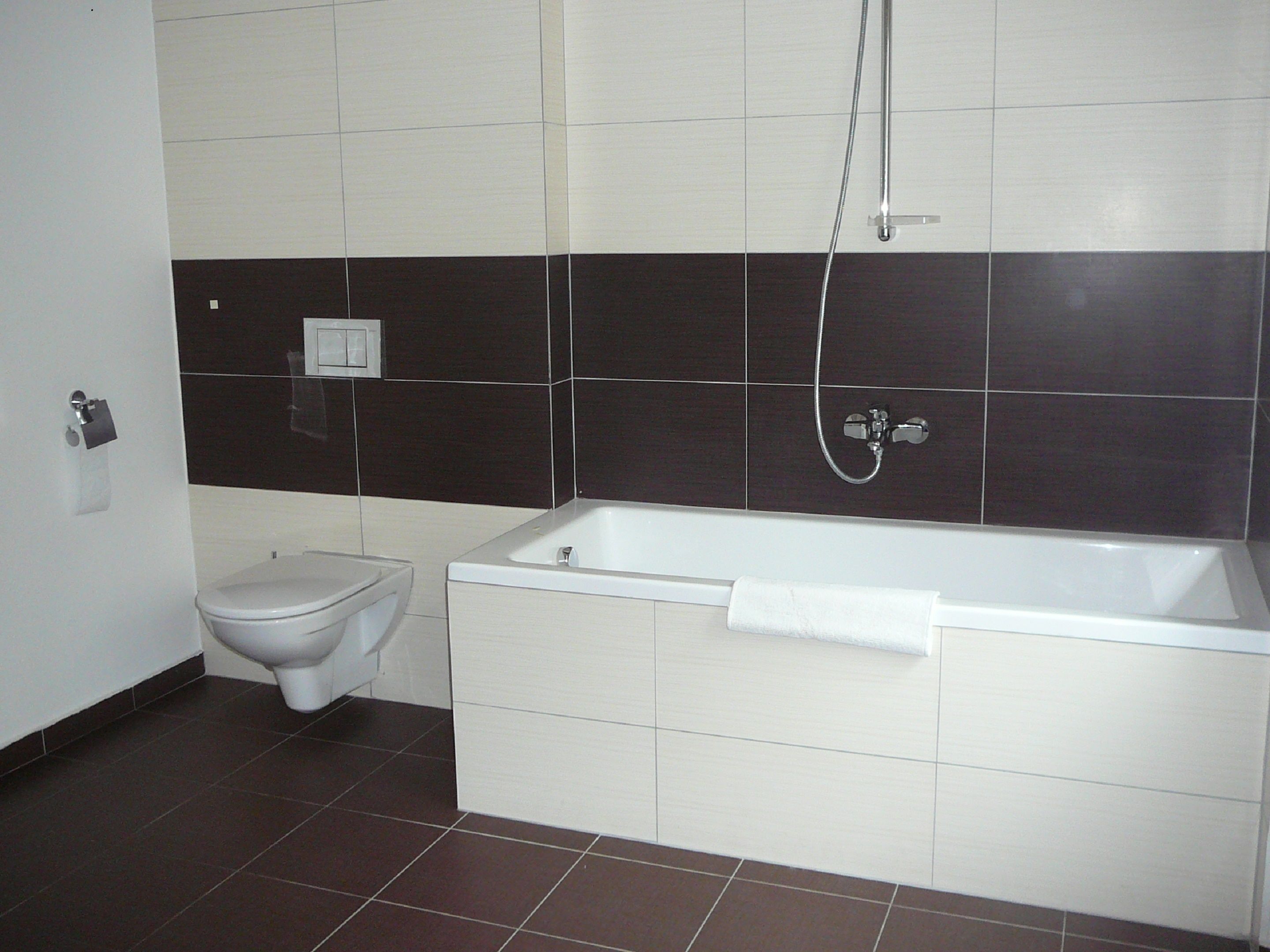 คอมฟอร์ทอพาร์ทเมนท์, 1 ห้องนอน | ห้องน้ำ | อ่างอาบน้ำ, ของใช้ในห้องน้ำฟรี, ไดร์เป่าผม (มีให้บริการตามคำขอ)