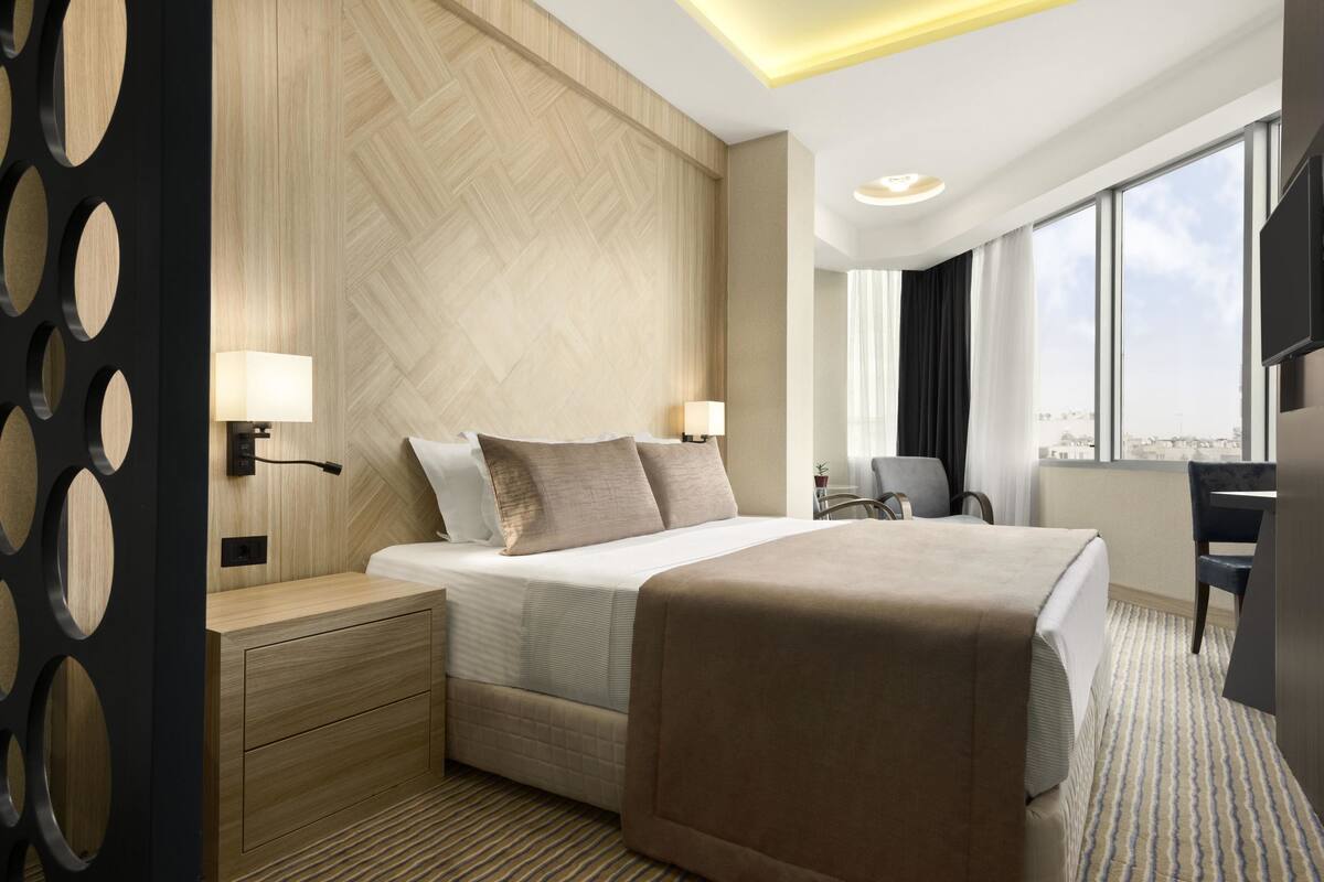 Lakens van Egyptisch katoen, luxe beddengoed, een minibar