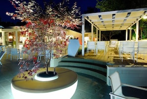 Dîner et brunch servis sur place, spécialités Cuisine internationale