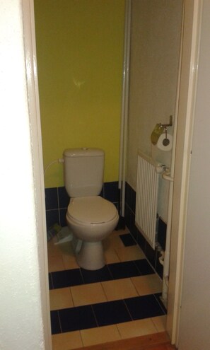 Comfort-Apartment, 1 Schlafzimmer, Küche | Badezimmerausstattung | Dusche, kostenlose Toilettenartikel, Haartrockner, Shampoo