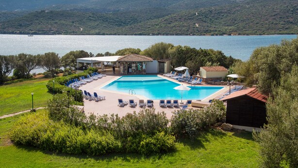 Seasonal outdoor pool, pool loungers - Residence Eurotel Porto Rotondo Asfodeli (Olbia)