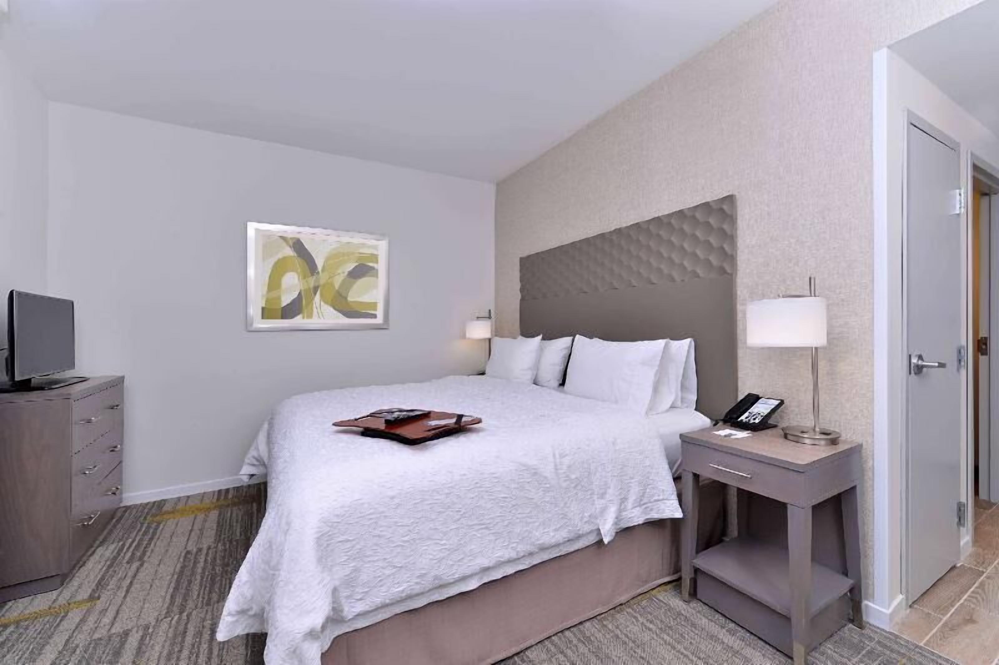 In-room safe, iron/ironing board, free cots/infant beds, rollaway beds