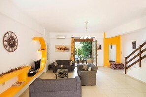 3 bedrooms, in-room safe, soundproofing, iron/ironing board