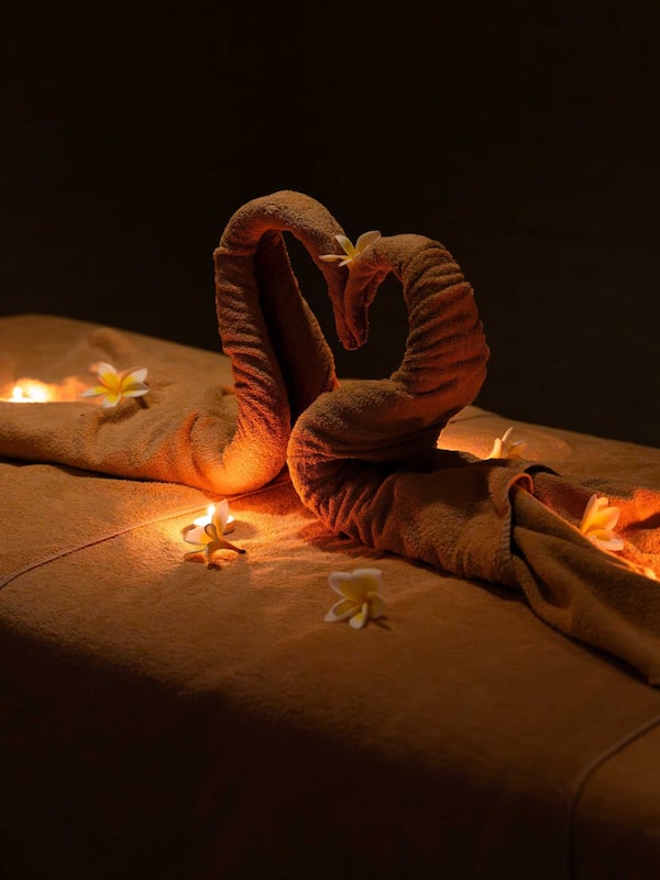 Sauna, bilik wap, mandi tangas / hammam, rawatan badan, lulur badan