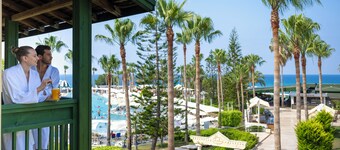 Oz Hotels İncekum Beach Resort