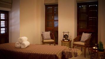 Couples treatment room(s), body treatments, facials