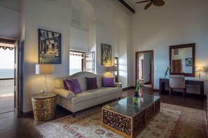 Egyptian cotton sheets, premium bedding, minibar, in-room safe - Park Hyatt Zanzibar (Zanzibar Town)