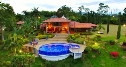 Finca Hotel La Tata Premium