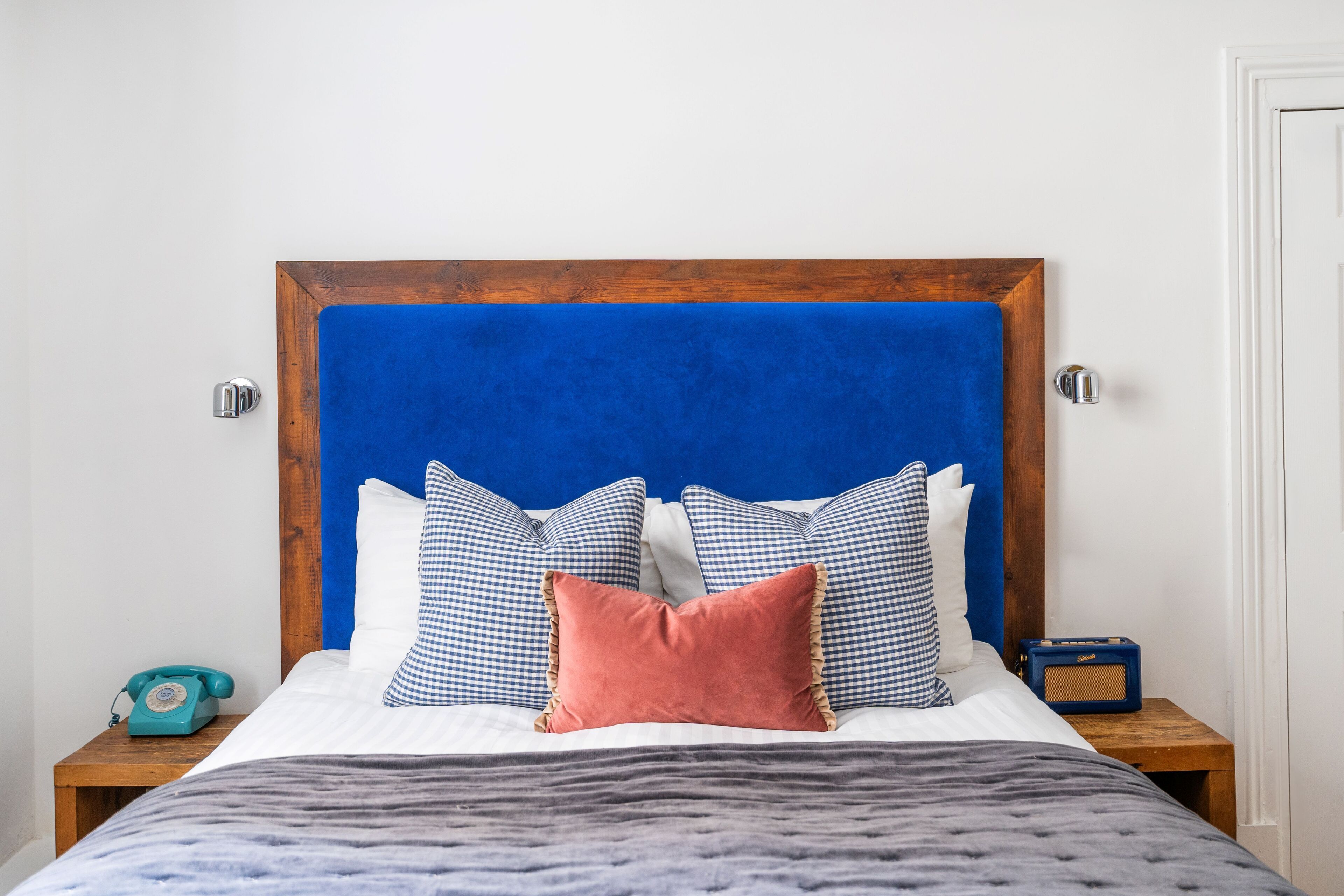 deluxe suite, 1 bedroom | egyptian cotton sheets, premium bedding, minibar, desk