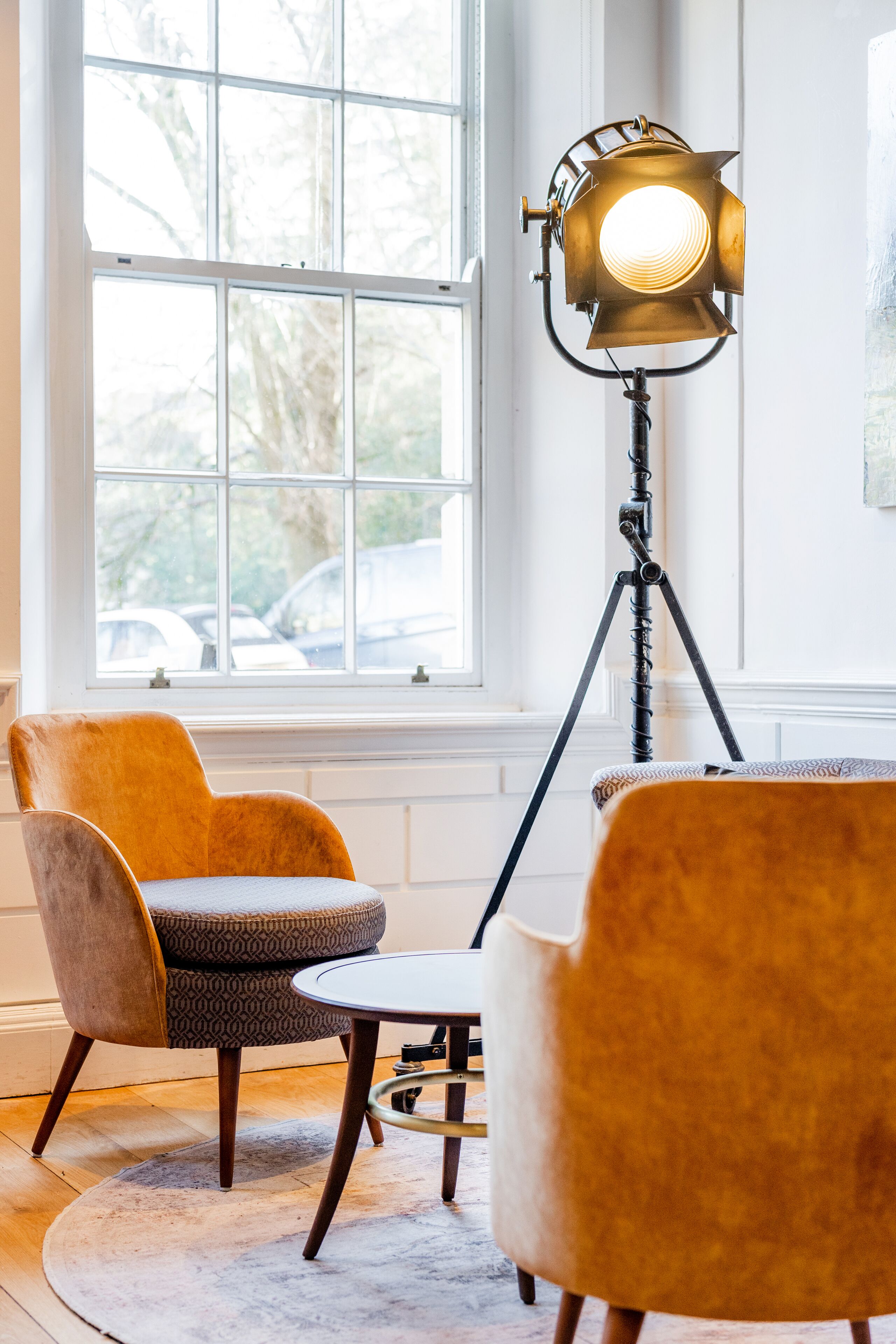 breakfast, lunch, dinner served; british cuisine