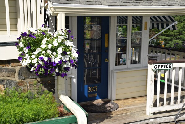 مدخل المنشأة