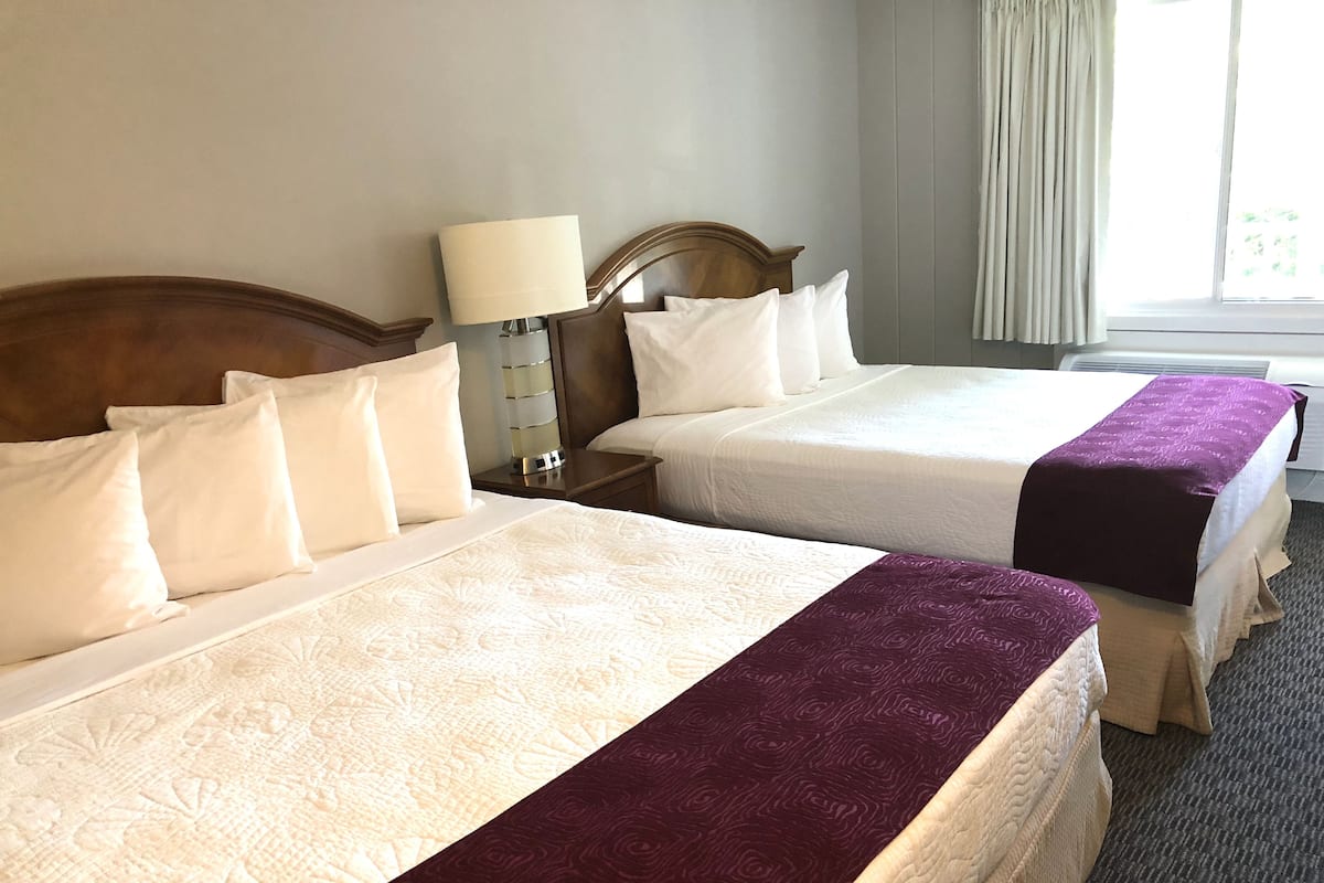 Blackout curtains, iron/ironing board, free WiFi, bed sheets