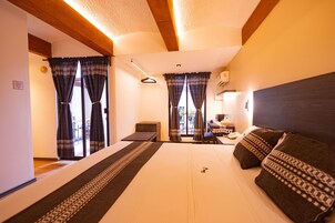 华丽客房, 1 张特大床 | 熨斗/熨板、免费 WiFi、床单