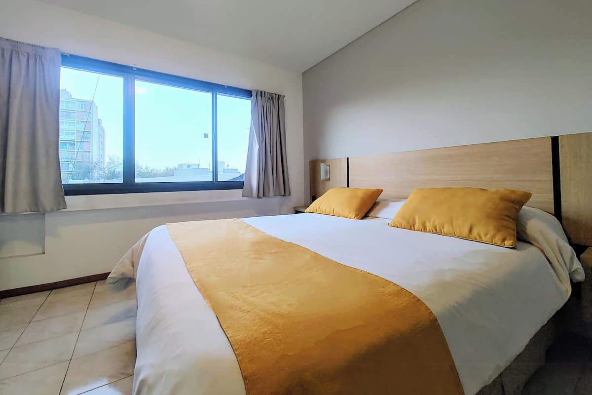 Executive Apartment | 1 bedroom, in-room safe, blackout curtains, free WiFi