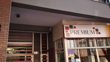 Fachada de la propiedad