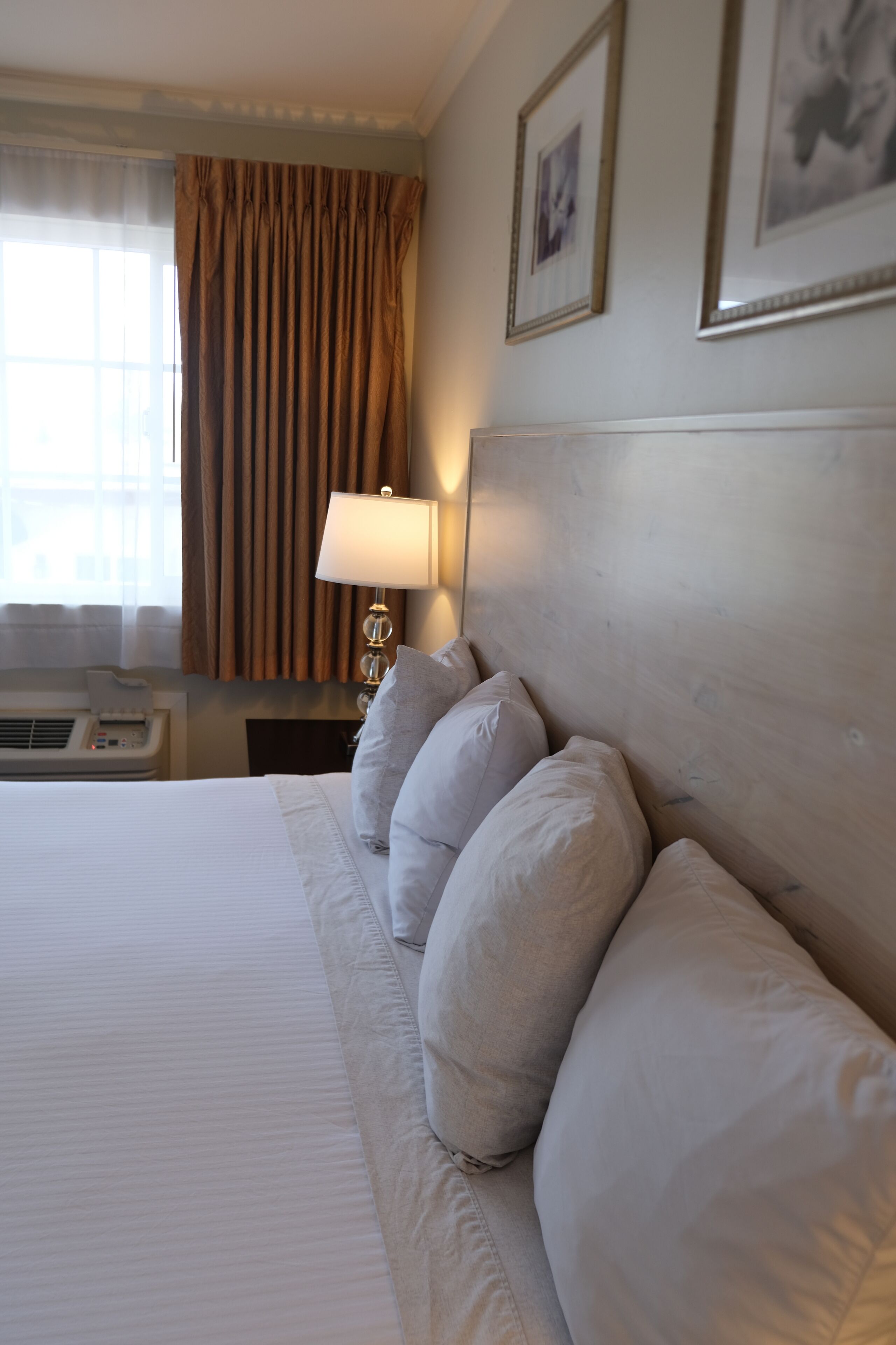 standard room, 1 king bed | 1 bedroom, desk, laptop workspace, free wifi