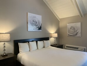 Superior-rum - 1 kingsize-säng | Skrivbord, arbetsyta för laptop, gratis wi-fi och sängkläder