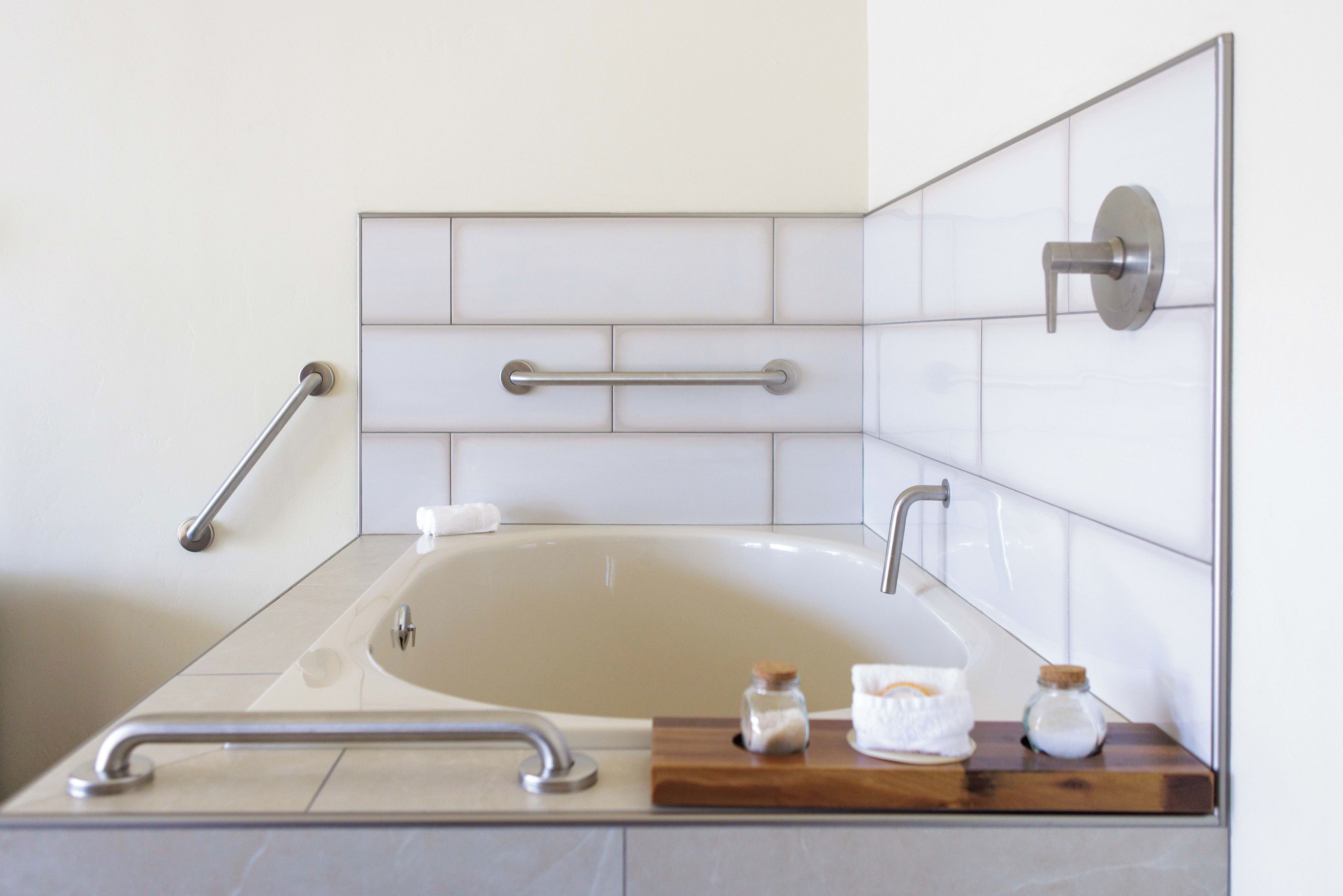 deluxe room | bathroom | designer toiletries, hair dryer, bathrobes, towels