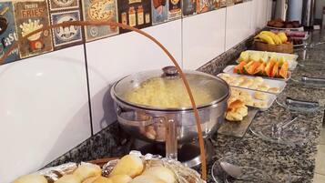 Breakfast, lunch and dinner served