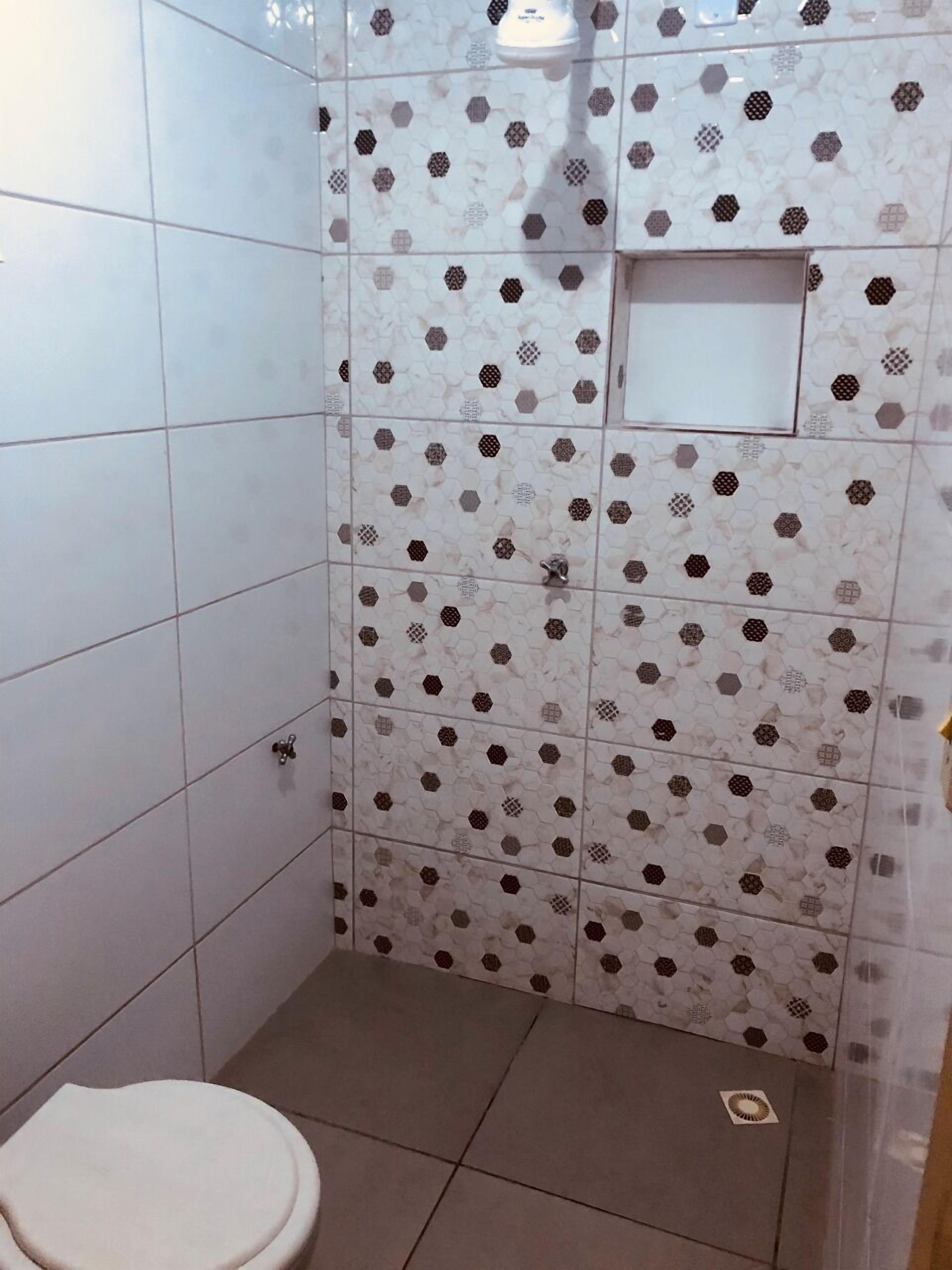Economy Twin Room | Minibar, desk, blackout drapes, free WiFi
