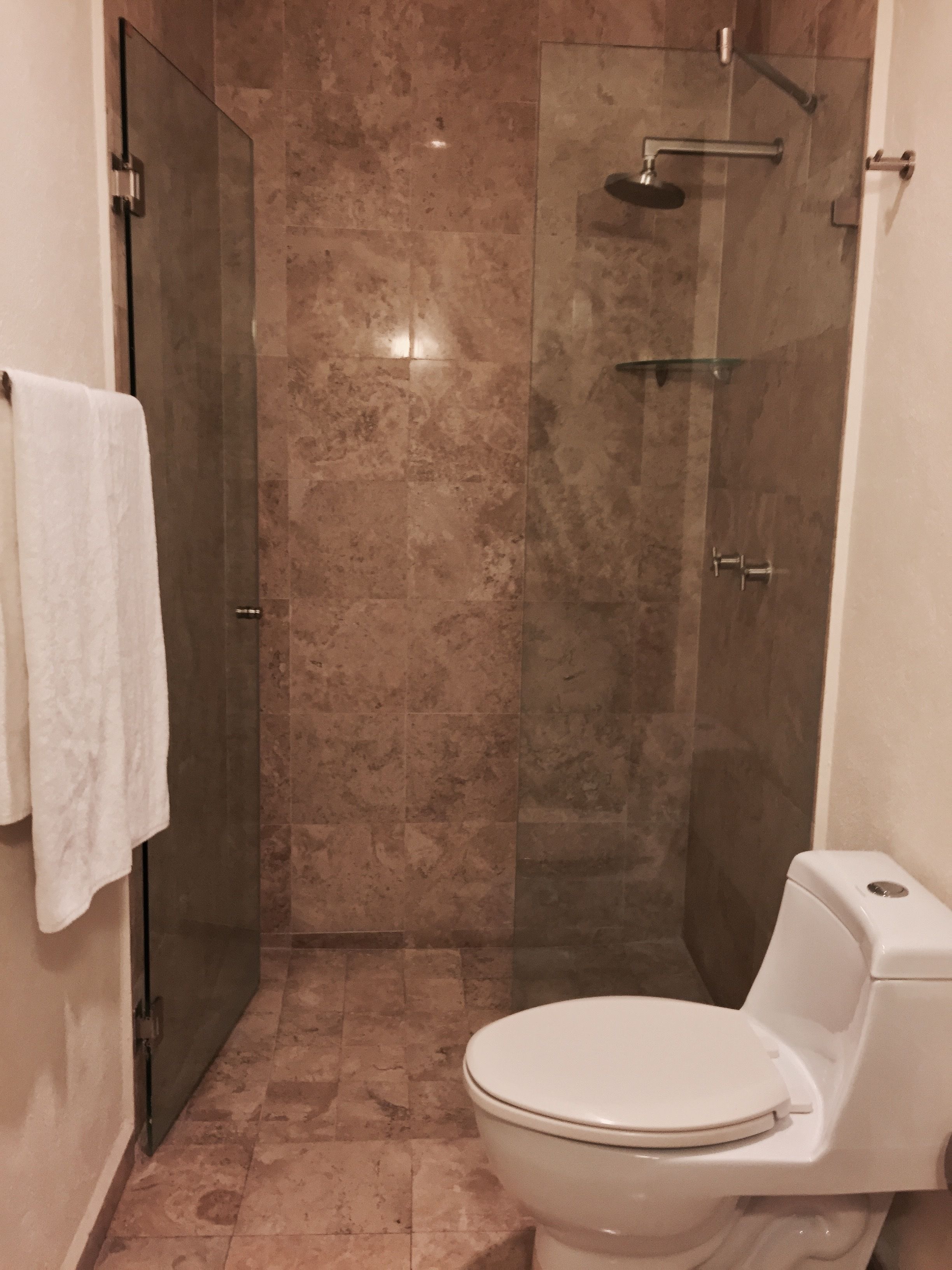 standard double room, 2 double beds | room amenity