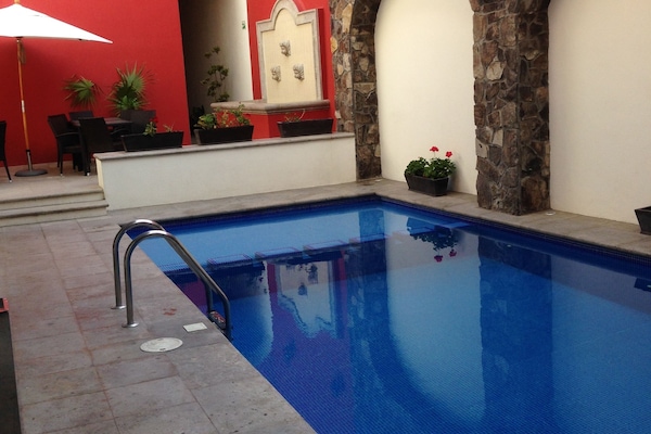 Udendørs pool