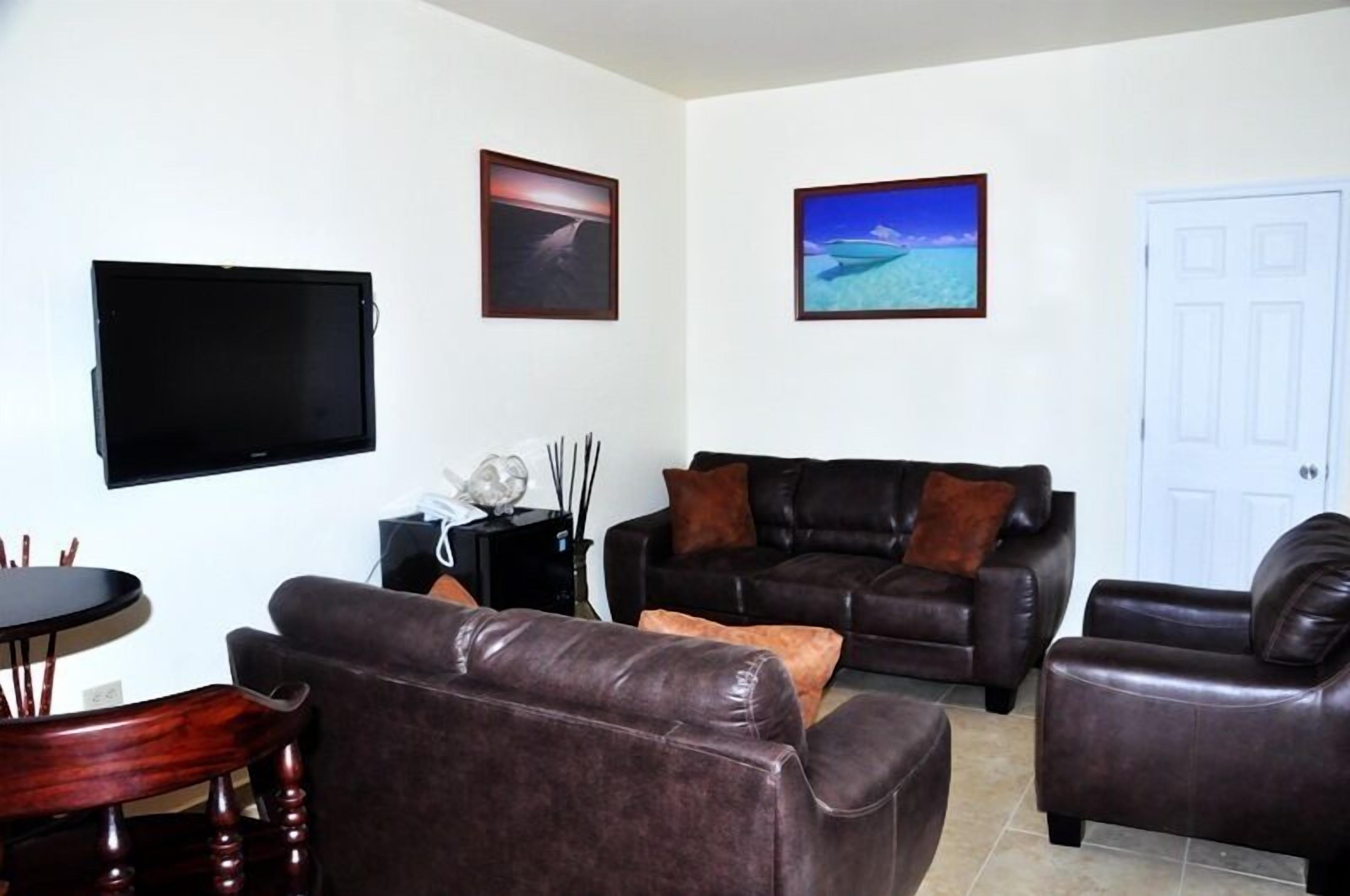Presidential Suite, 1 King Bed | Living area