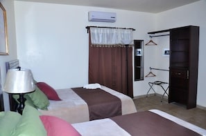 Living area - Hotel Partenon Beach (La Ceiba)