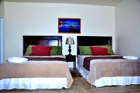 Unclassified image, 1 of 29, button - Hotel Partenon Beach (La Ceiba)