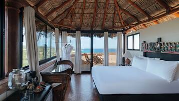 Casa Bali | Egyptian cotton sheets, premium bedding, memory-foam beds, minibar