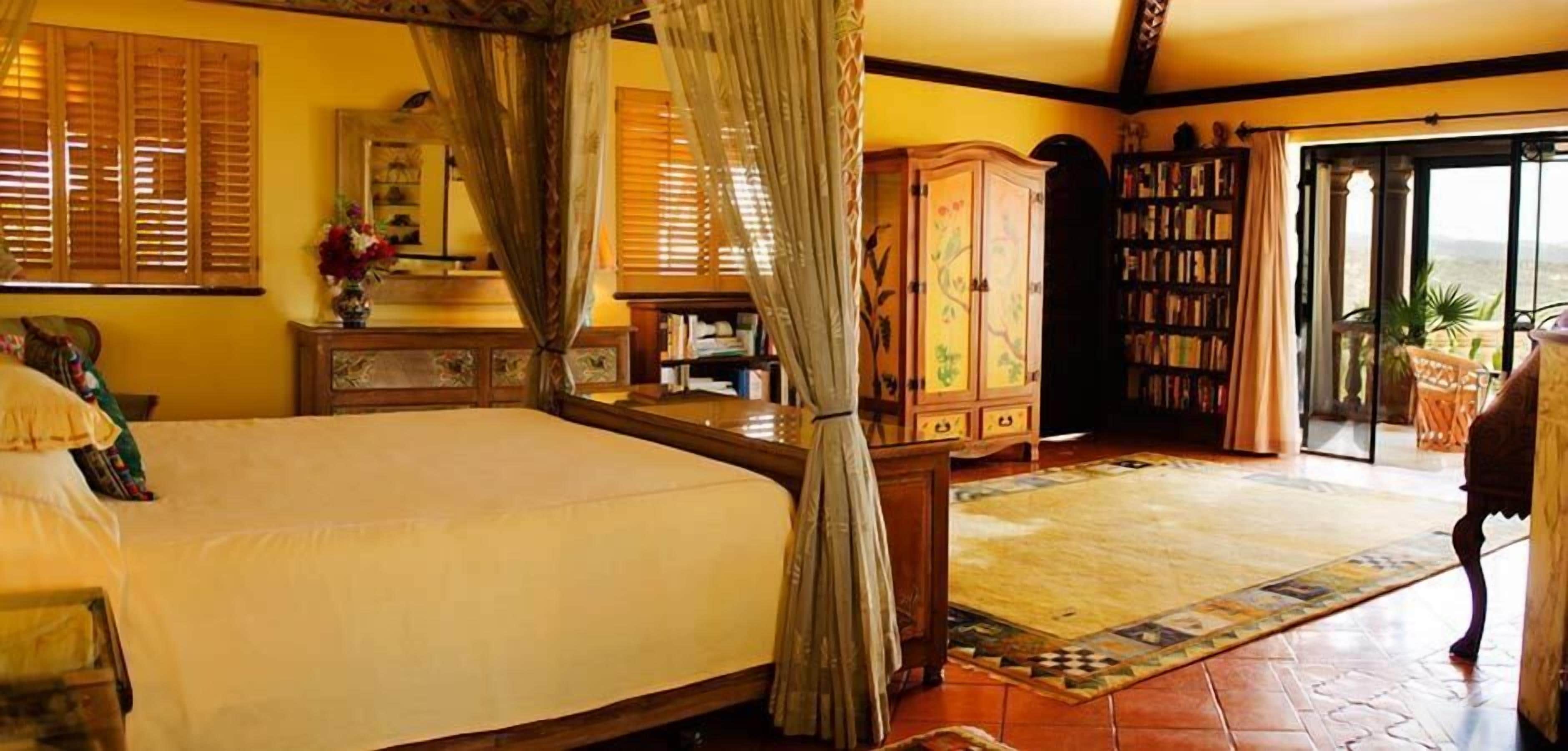 penthouse suite | premium bedding, minibar, in-room safe, individually decorated