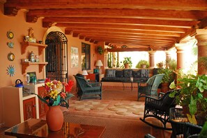 Casita Dos Sur | Living area | Fireplace