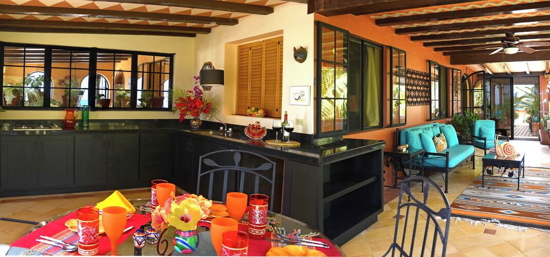 penthouse suite | private kitchenette | coffee/tea maker, cookware/dishes/utensils