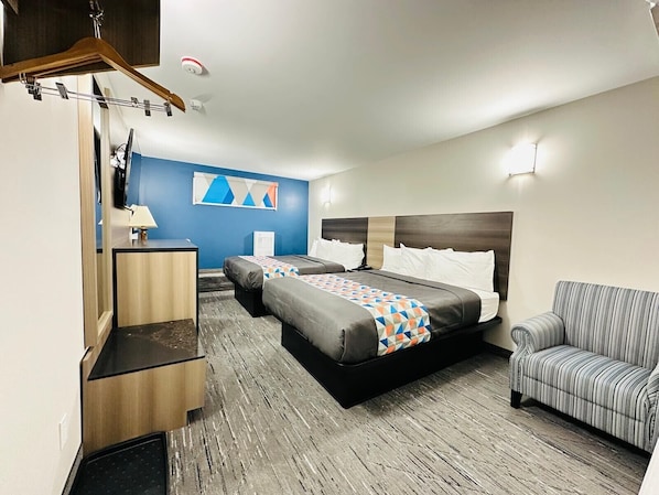 Bureau, rideaux occultants, fer et planche à repasser, Wi-Fi gratuit