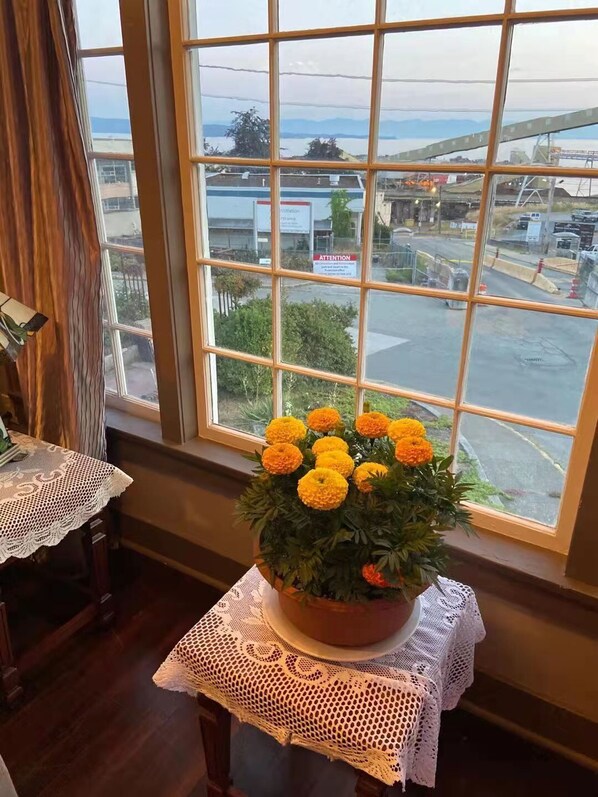 Executive Suite, Ocean View