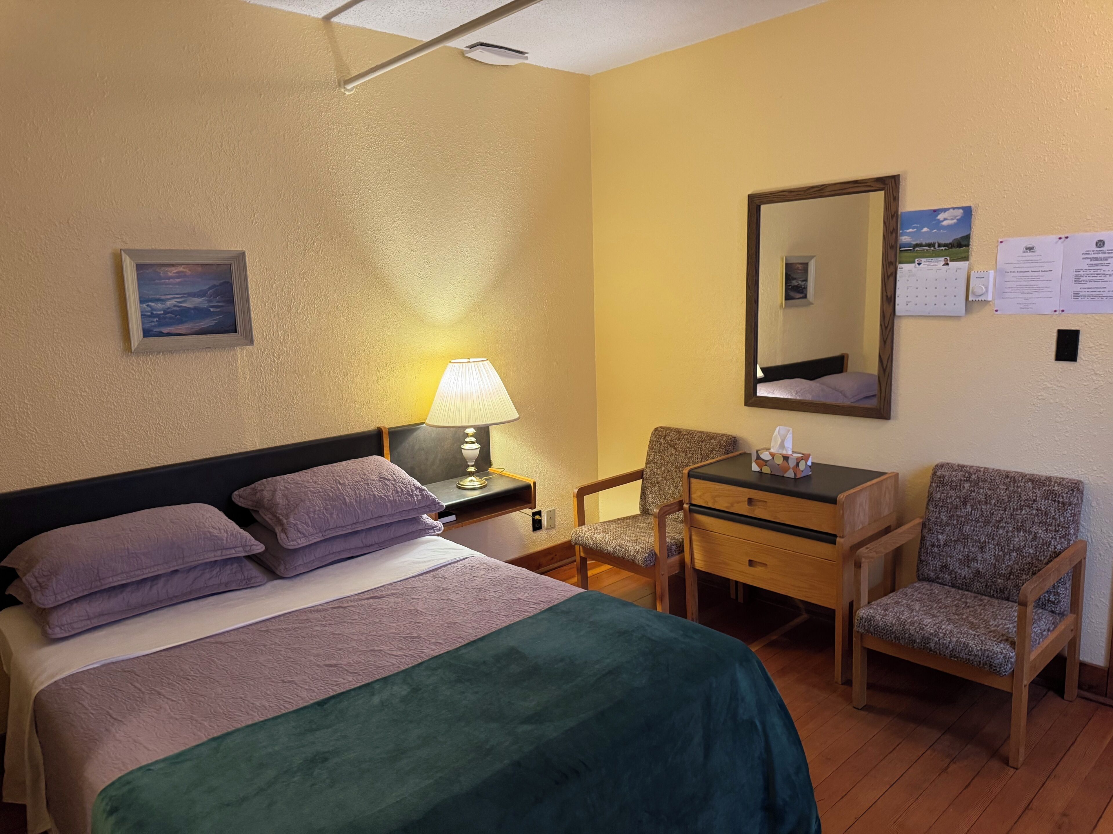 Standard Room, 1 Queen Bed