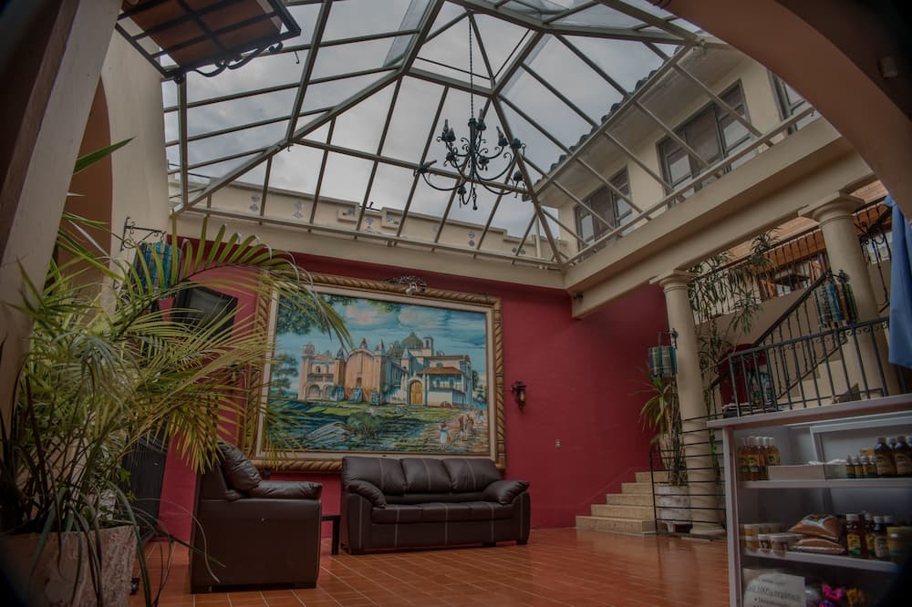 Hotel Casa Madero