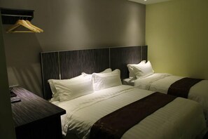 Soundproofing, free wired Internet - Eastana Hotel Ipoh (Ipoh)