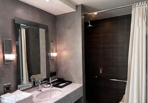 Deluxe-Doppelzimmer | Badezimmer