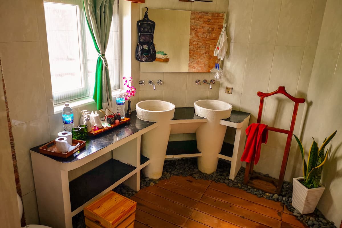 shower, free toiletries, hair dryer, bathrobes