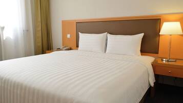Standard Double Room, 1 Queen Bed | Down comforters, in-room safe, desk, blackout drapes