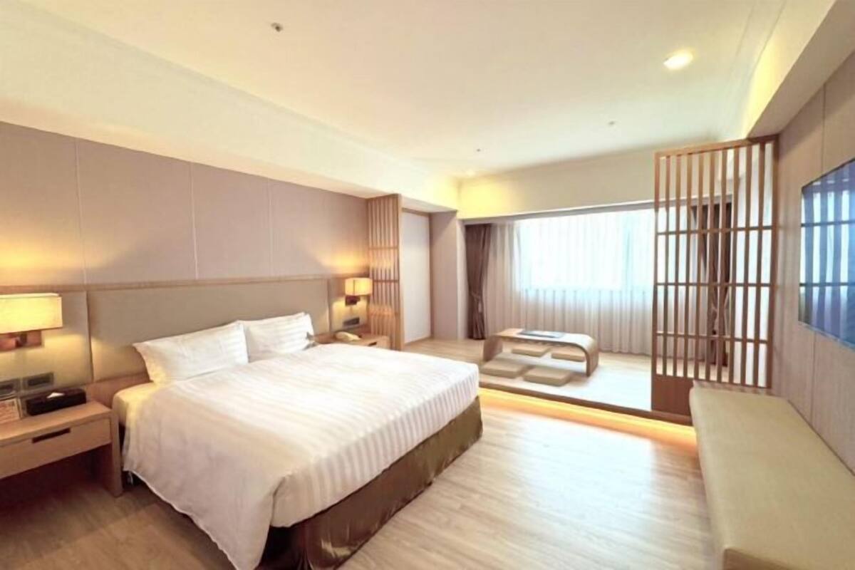 Down duvets, in-room safe, laptop workspace, blackout curtains