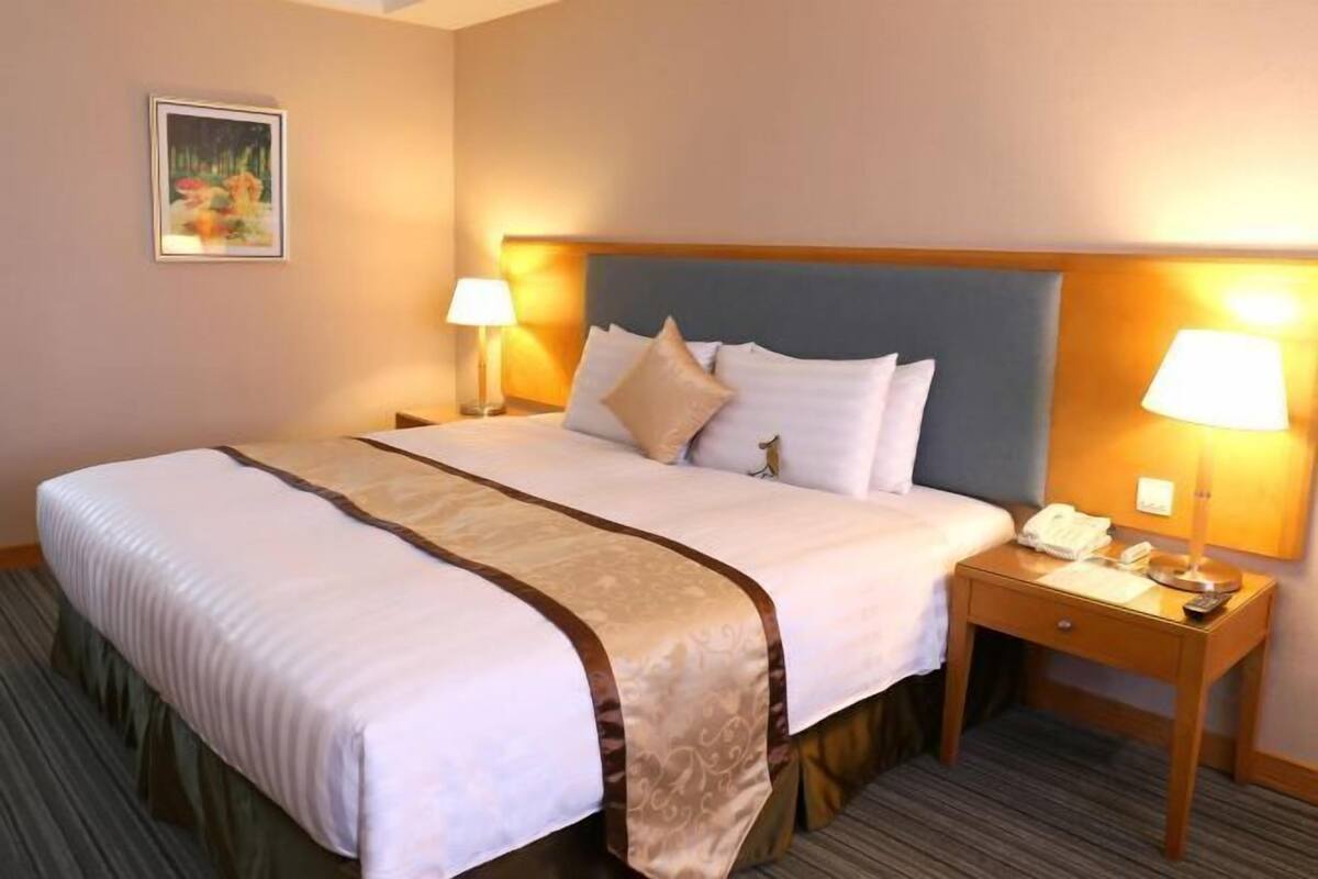 Down duvets, in-room safe, laptop workspace, blackout curtains