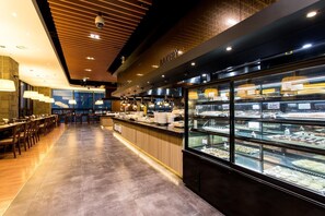 2 Restaurants, Frühstück, Mittagessen, Abendessen, japanische Küche