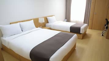 Superior Twin Room | In-room safe, desk, blackout drapes, free WiFi