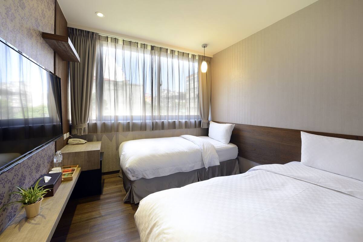 Down comforters, blackout drapes, free WiFi, bed sheets