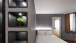 ห้องดีลักซ์ดับเบิล | ผ้านวมขนเป็ด, ผ้าม่านกันแสง, Wi-Fi ฟรี, ผ้าปูที่นอน