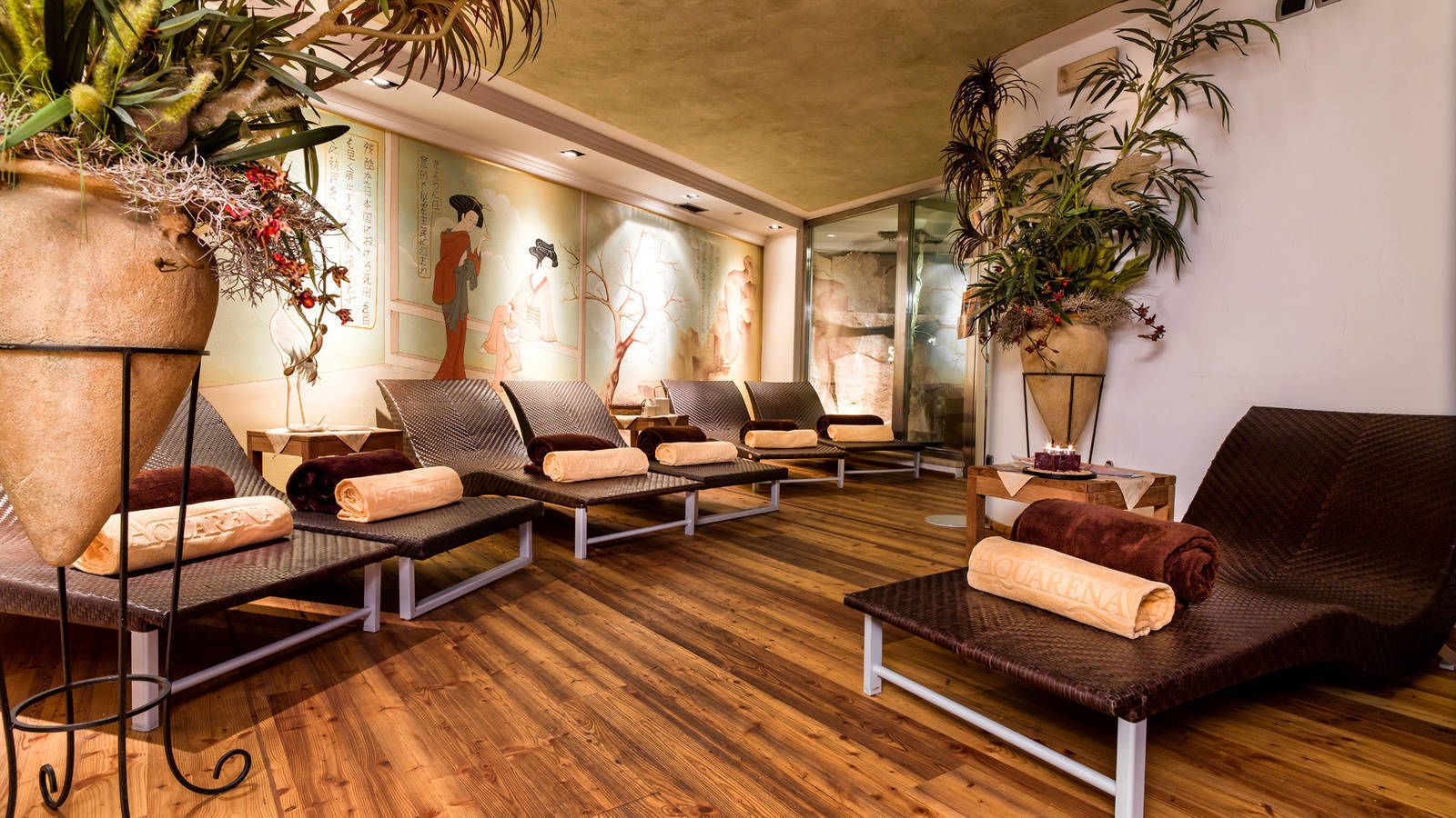 couples treatment room(s), sauna, hot tub, steam room