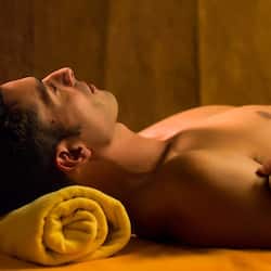 Couples treatment rooms, sauna, hot tub, steam room, Turkish bath