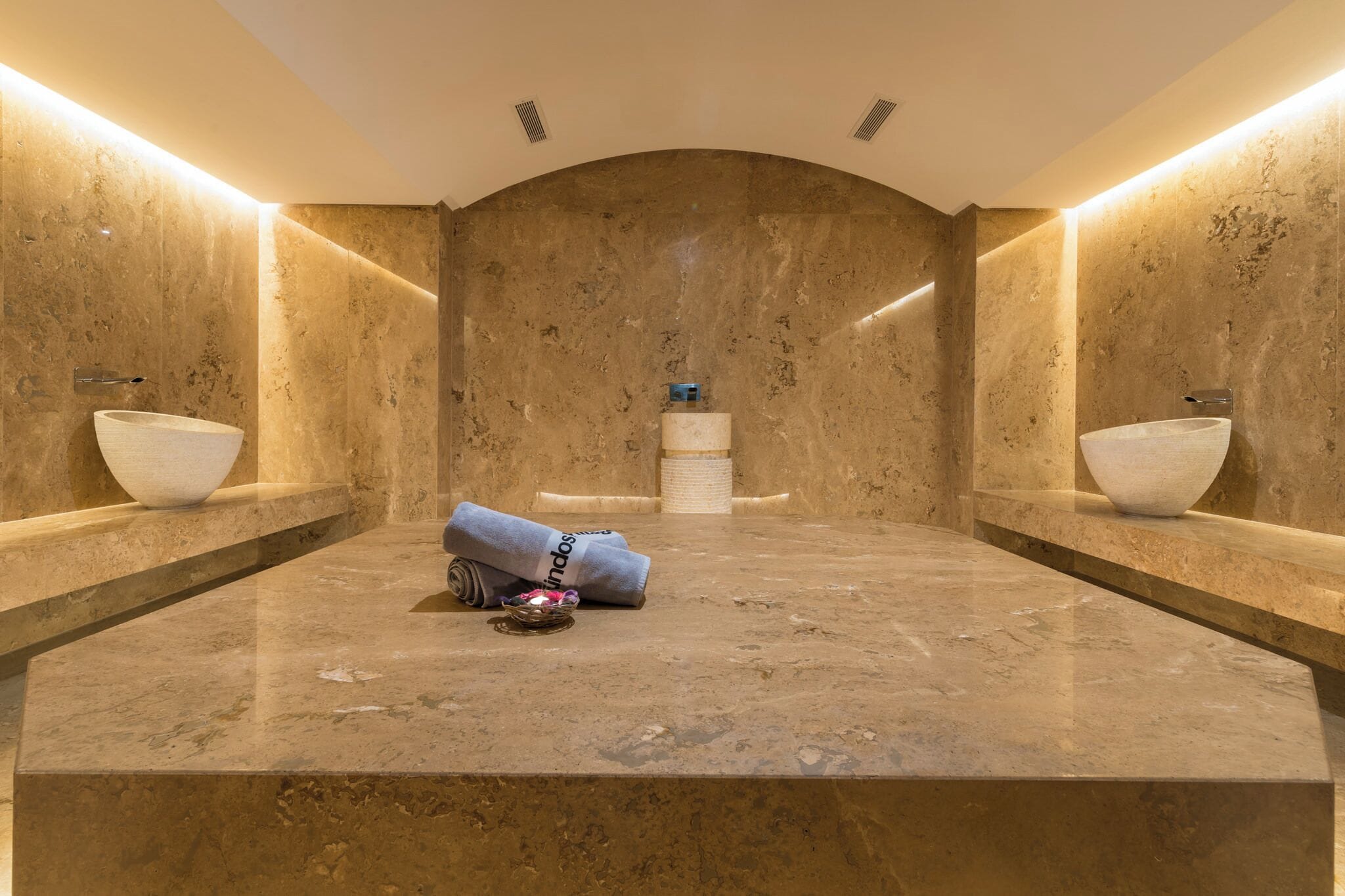 Sauna, baño turco o hammam y tratamientos corporales 